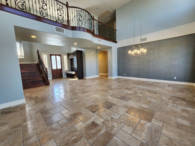Building Photo - Beautifully Upgraded Southern Highlands Ga...
