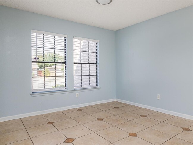 Building Photo - 3401 Settlement Dr