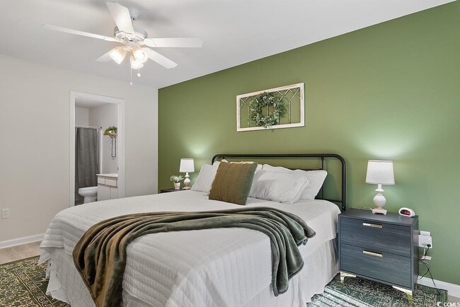 Building Photo - 1204 River Oaks Dr