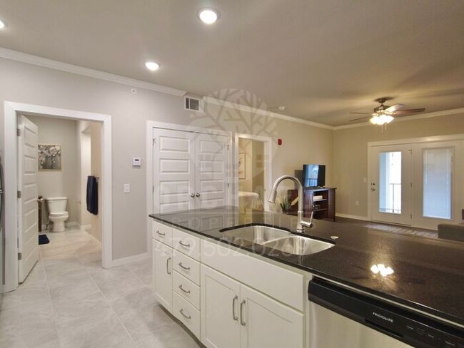 Building Photo - 1/1 Flat | Endura Park- New Apartments in ...