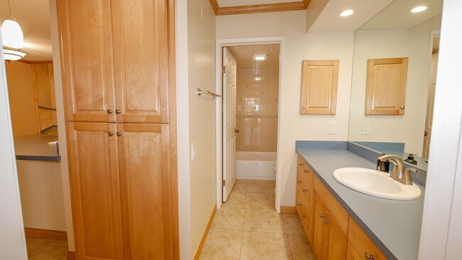 Building Photo - Coastal Charm in Ocean Beach – Loma Pacific Condo - Large Ground Level One Bedroom