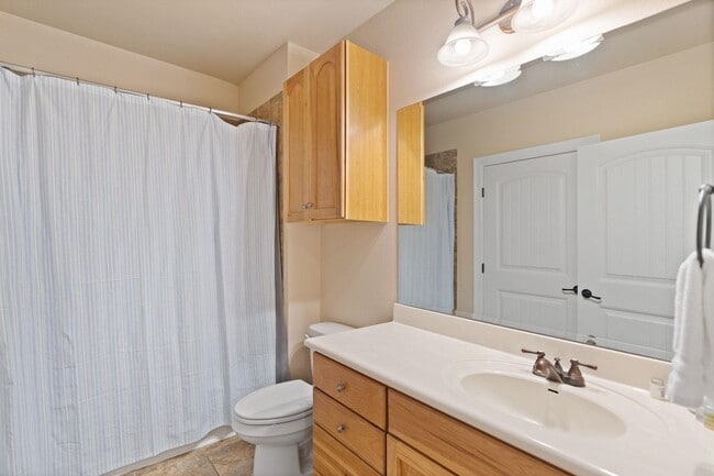 Building Photo - 101 W Bank