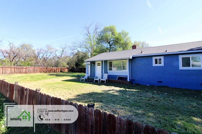 Building Photo - 5481 Elm Ln