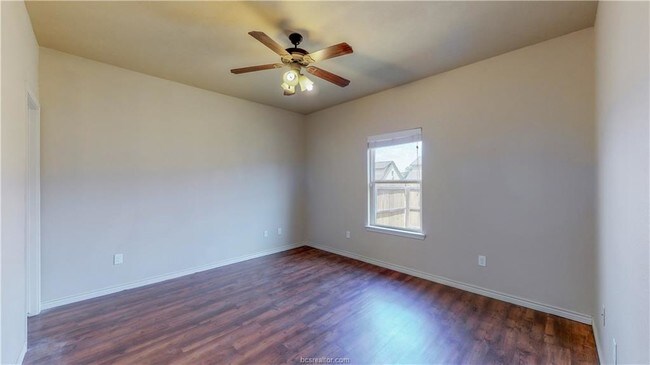 Building Photo - 3357 Keefer Loop
