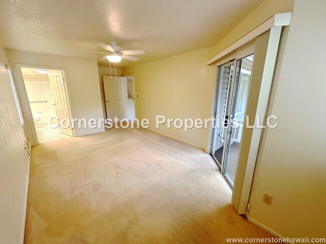 Building Photo - 95-270-270 Waikalani Dr