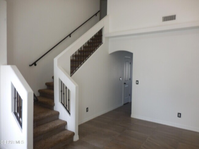 Building Photo - 3143 Red Maple