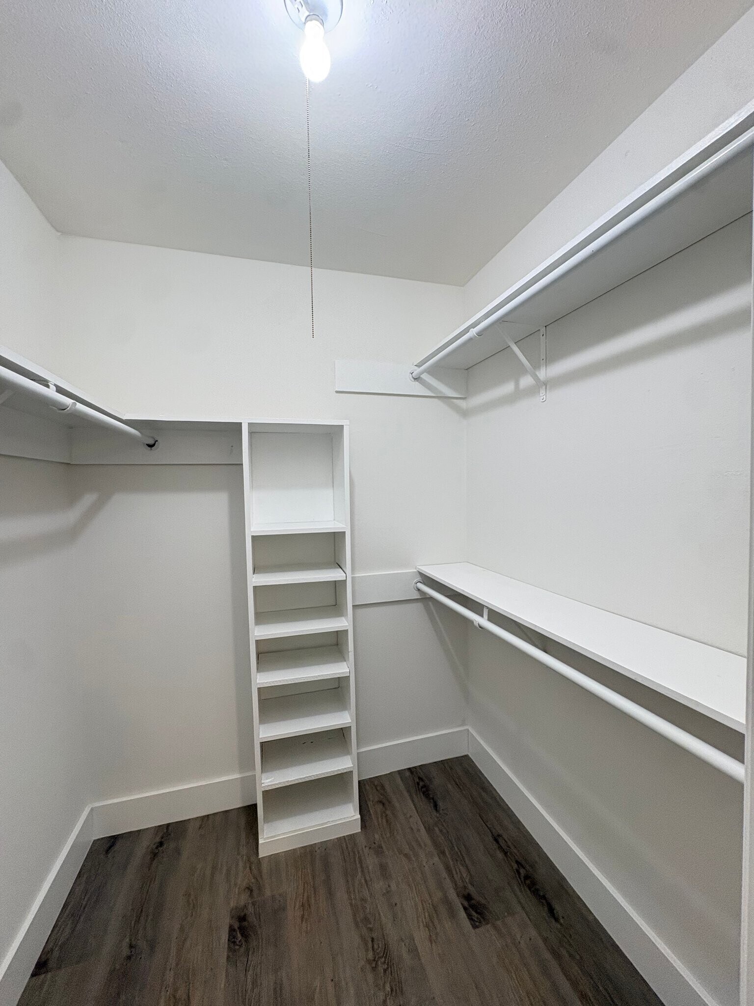 Building Photo - 3802 Roan Cir