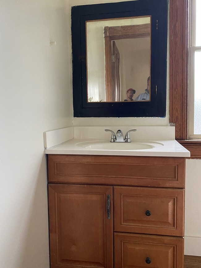 Building Photo - 8302 Curzon Ave