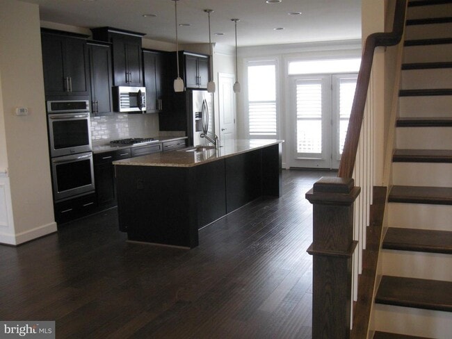 Building Photo - 6158 Carey Park Ln