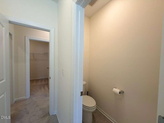 Building Photo - 2008 Chipley Dr