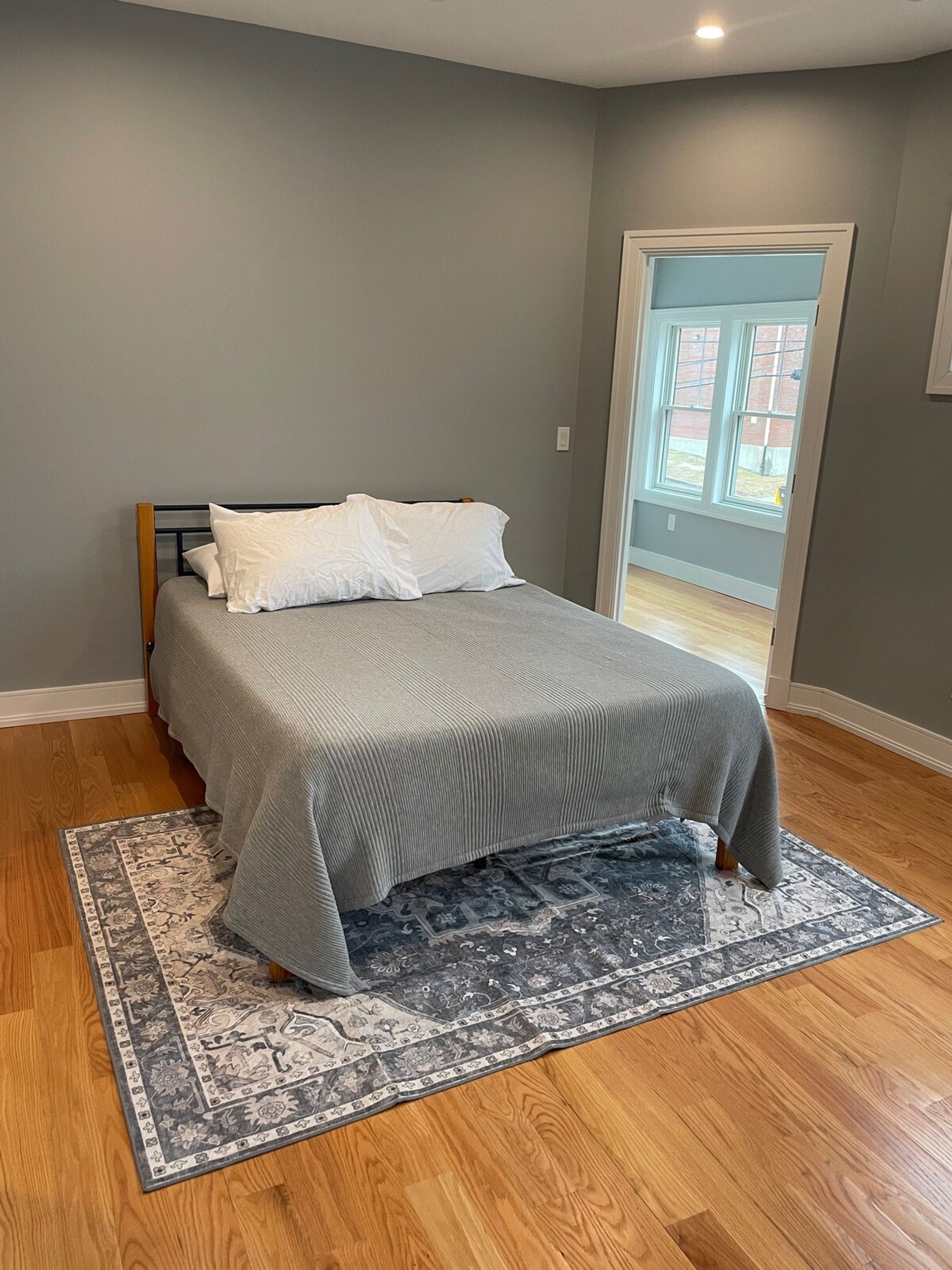 Building Photo - 10 Annapolis St