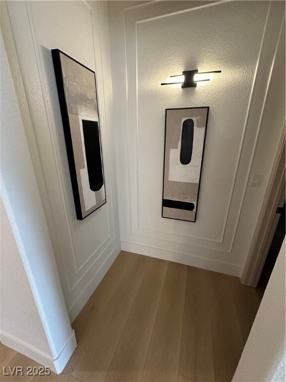 Building Photo - 10195 Queensbury Ave