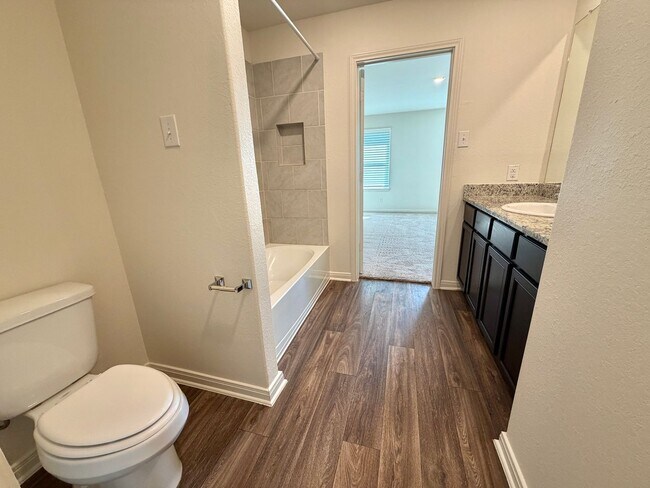 Building Photo - 3BR Home in Luckey Ranch w/ Large Backyard & Resort-Style Amenities
