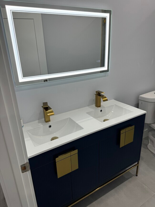 Building Photo - 1230 NW 70th St