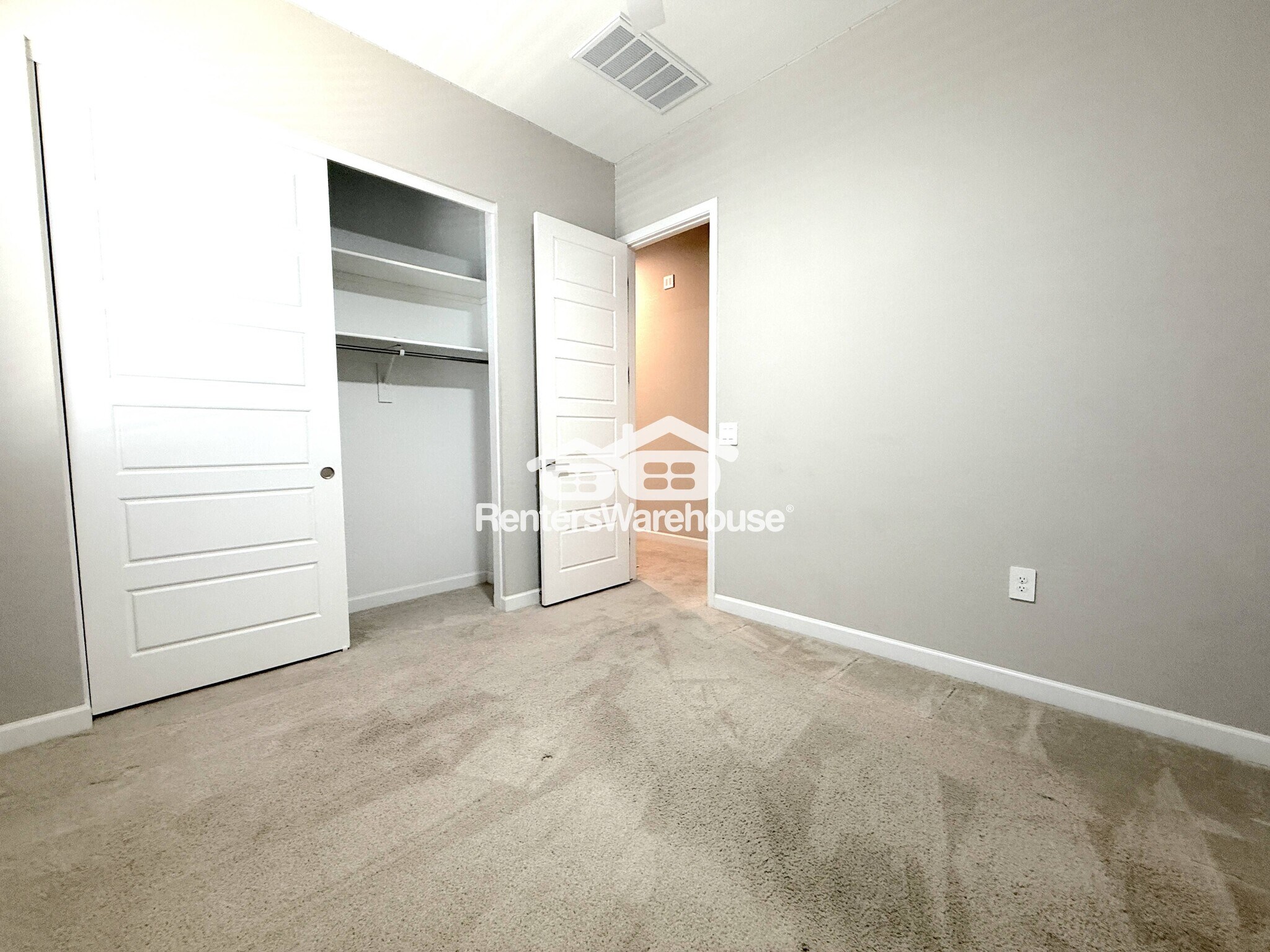 Building Photo - 5059 E Gallop Wy