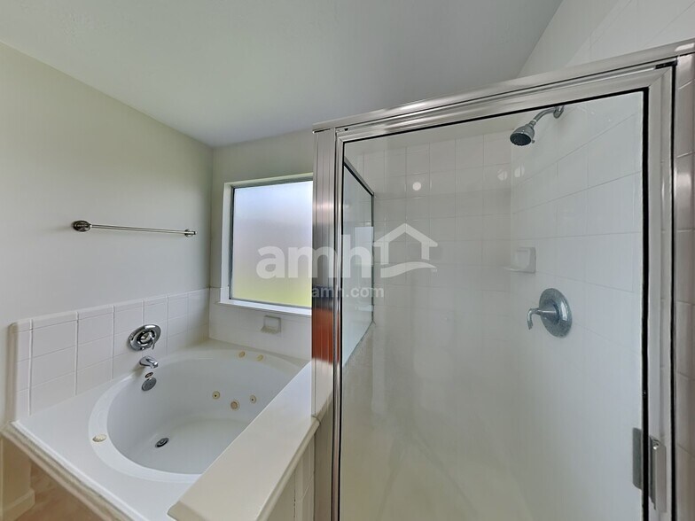 Building Photo - 15831 Aldridge Creek Ct
