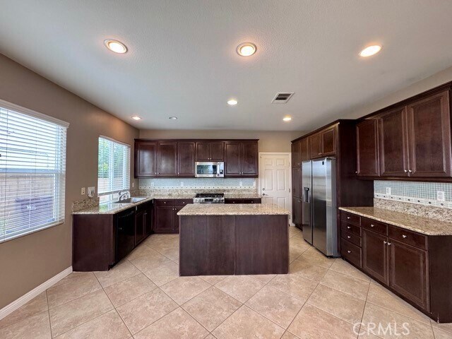 Building Photo - 35889 Wolverine Ln