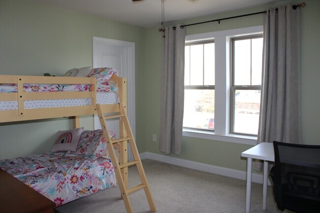 Building Photo - 7217 Rex Rd