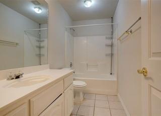 Building Photo - 3233 S University Dr