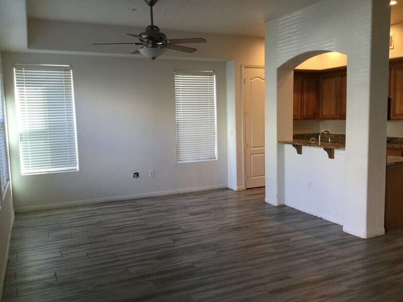 Building Photo - 38 E Serene Ave