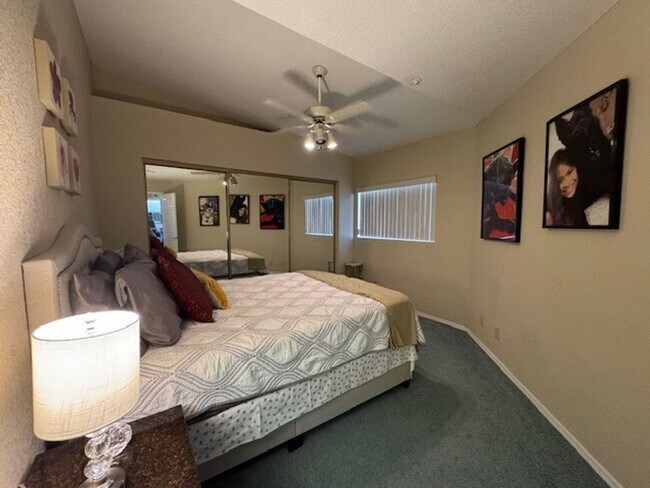 Building Photo - 3BR 3BA Townhome-Best view of the River & Laughlin Casino Skyline