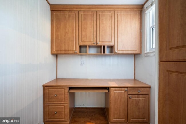 Building Photo - 2413 Childs Ln