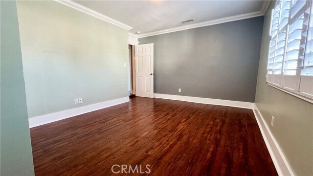 Building Photo - 5106 Crenshaw Blvd