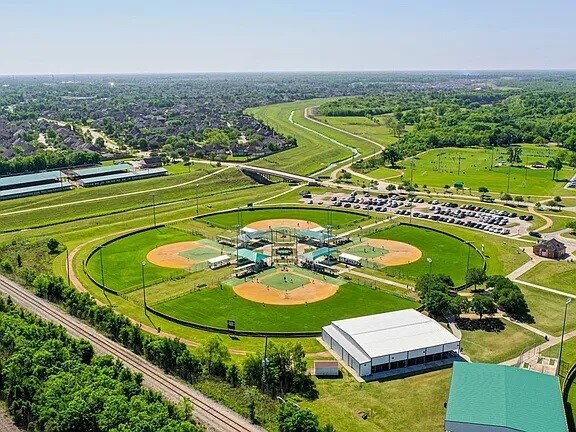 Building Photo - 10822 Cornwall Ln