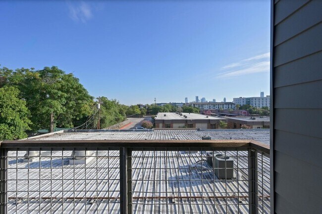 Building Photo - 1702 S Lamar Blvd