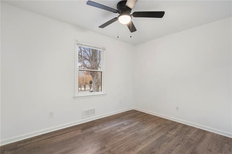 Building Photo - 3142 Chamblee Gap Rd