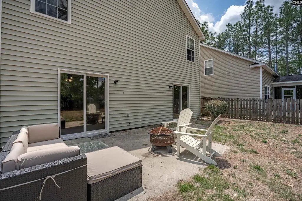 Building Photo - 2091 Lake Carolina Dr