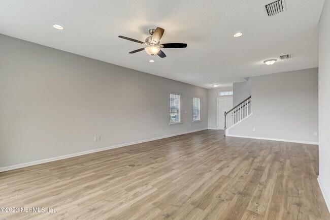 Building Photo - 278 Holly Forest Dr