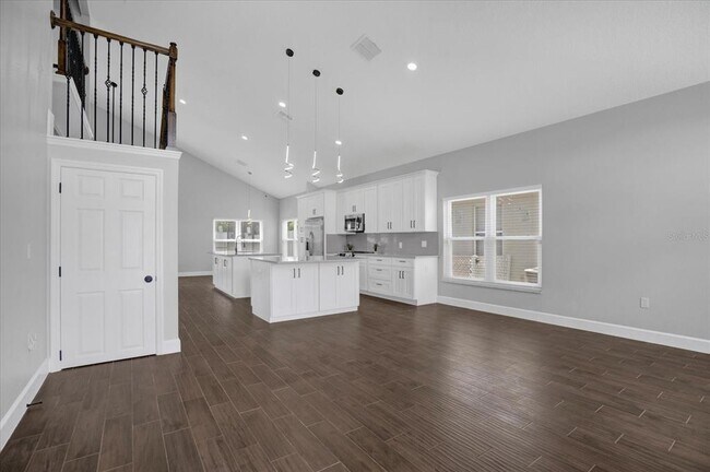 Building Photo - 2806 Moultrie Creek Dr
