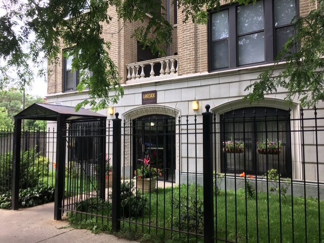Building Photo - 7117 S Euclid Ave