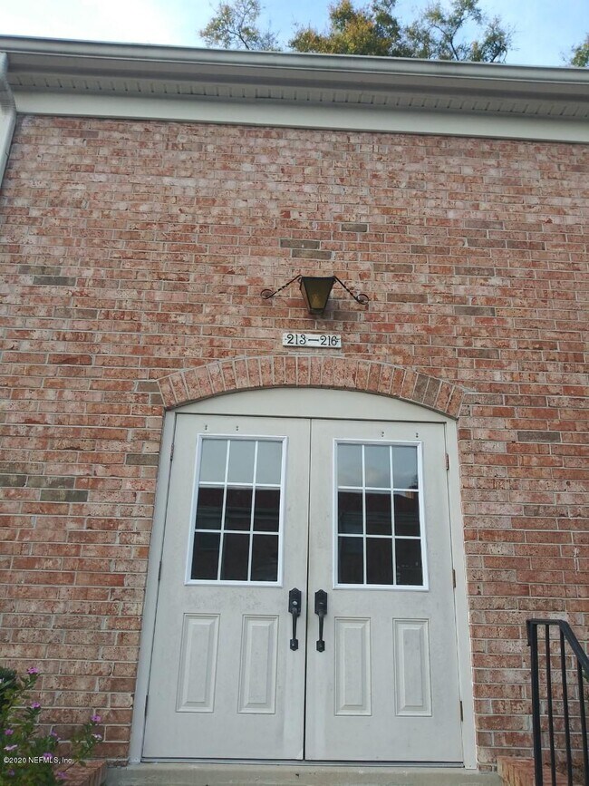 5201 ATLANTIC Blvd 5201 ATLANTIC Blvd Jacksonville FL 32207