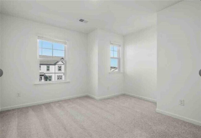 Building Photo - 149 Star Ct