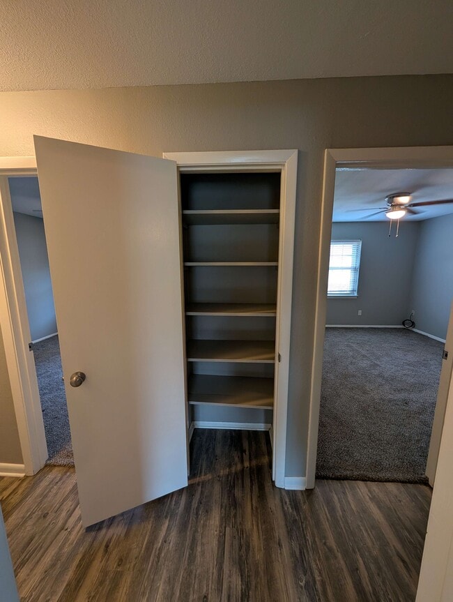 Building Photo - 204 Ralph St