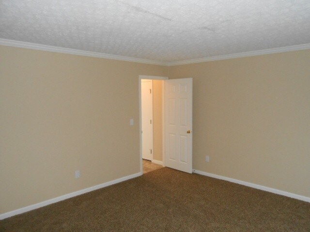 Building Photo - 486 Zoar Street