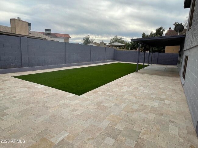 Building Photo - 607 S Winthrop St