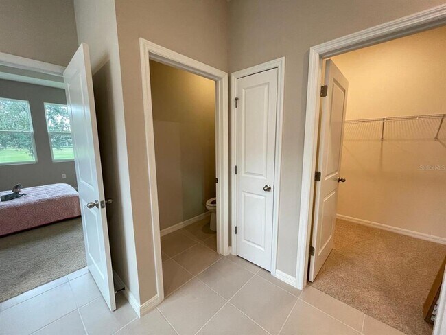 Building Photo - 4970 NW 39th Lp