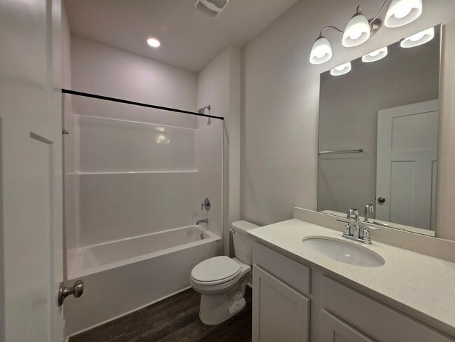 Building Photo - 5839 Sargassum Ln