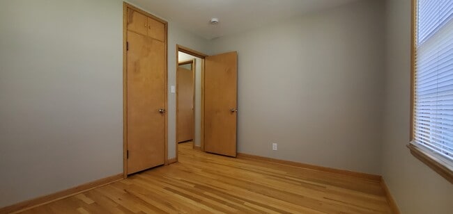 Building Photo - 2803 Seely Ave SE