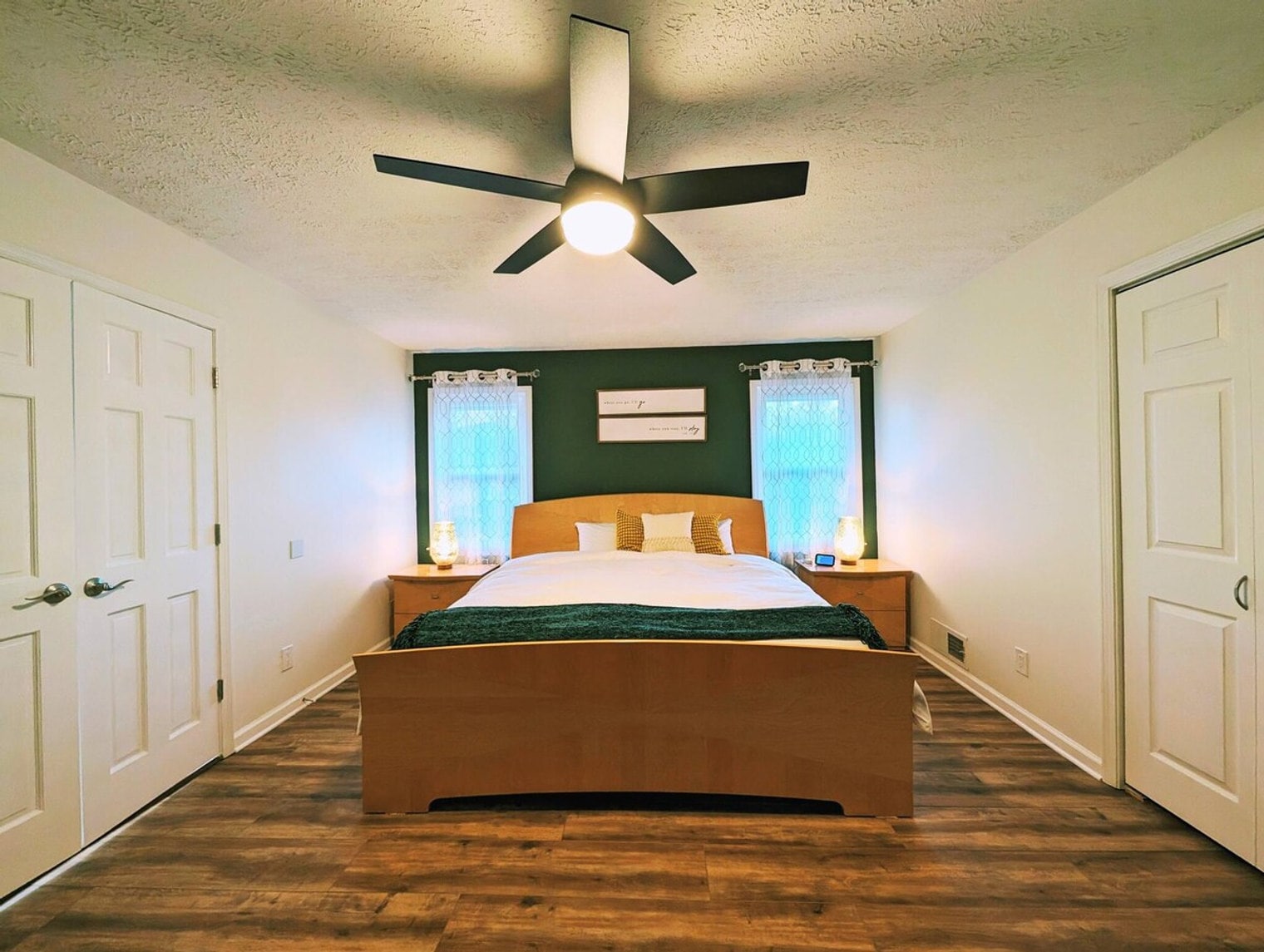 Building Photo - 1366 Lake Colony Dr