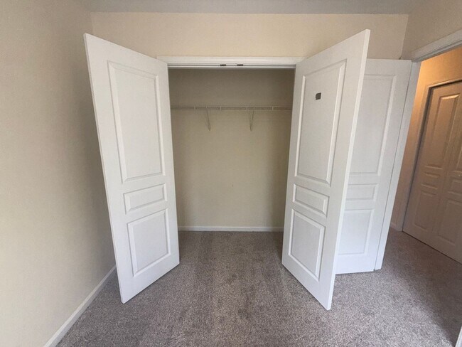 Building Photo - 3 bedroom 2.5 bathroom Fieldstone Townhouse in Fort Mill!