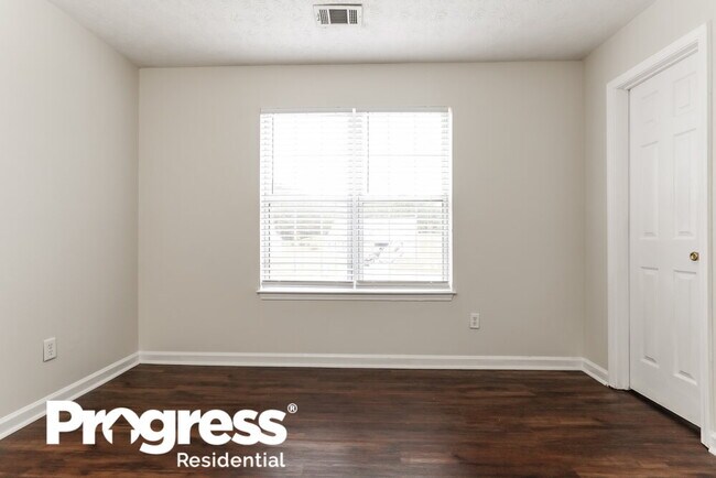 Building Photo - 564 Kirtley Ct