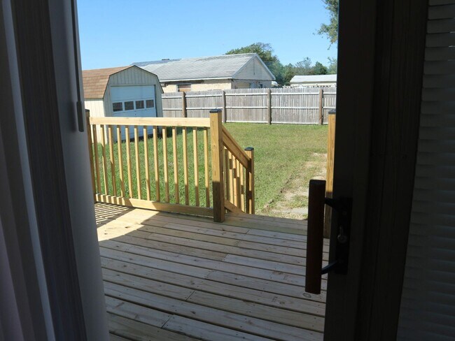 Building Photo - Fully Furnished Year-Round Rental in Lewes...
