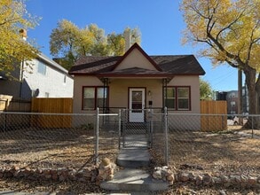 Building Photo - Move In Ready Home on Weber