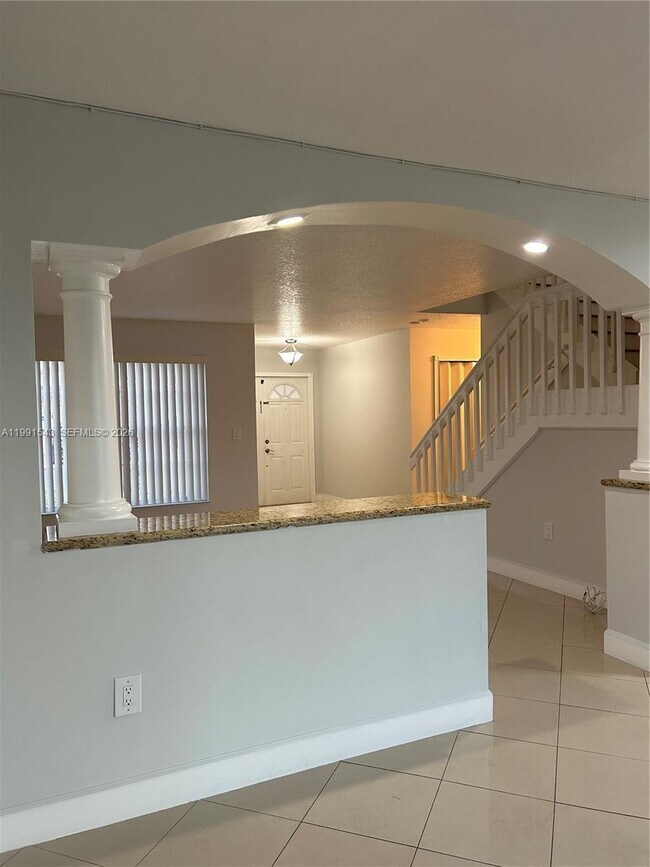 Building Photo - 15065 SW 108th Terrace