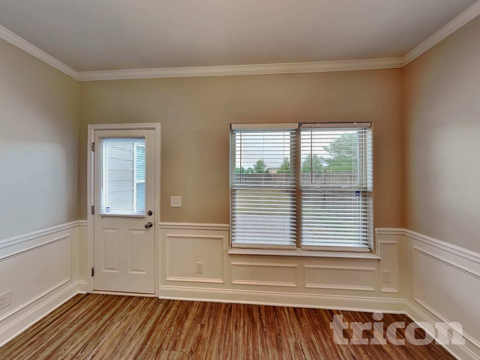 Building Photo - 120 Leland Ln