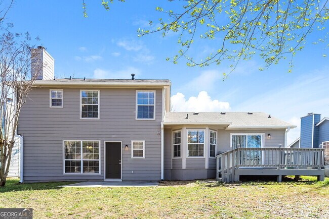 Building Photo - 3721 Riverside Pkwy